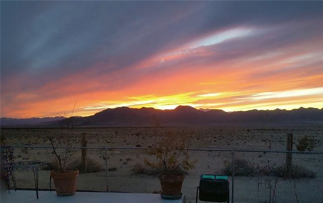 9597 N Tall Tree Drive, Kingman, AZ 86401