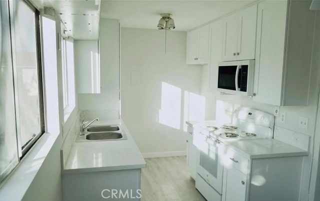 23232 orange av, Lake Forest (el Toro), CA 92630