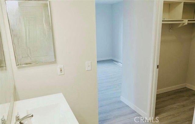 23232 orange av, Lake Forest (el Toro), CA 92630