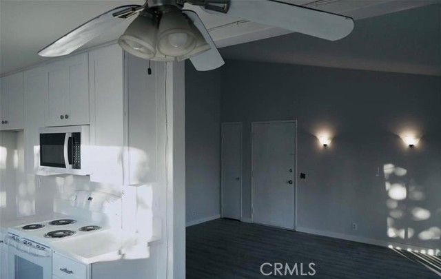 23232 orange av, Lake Forest (el Toro), CA 92630