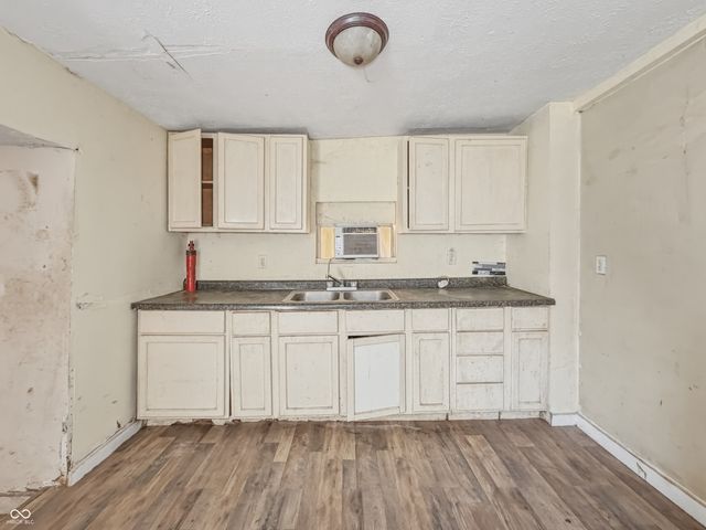 2606 Mars Hill Street, Indianapolis, IN 46241