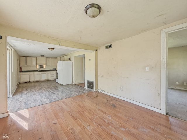 2606 Mars Hill Street, Indianapolis, IN 46241