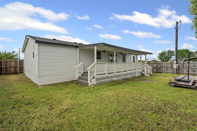 430 Indian Hills Road, Bowie, TX 76230