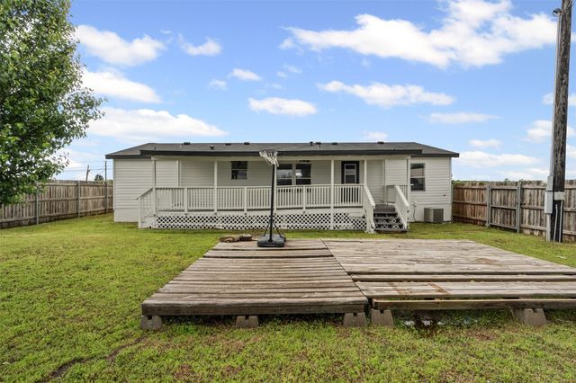 430 Indian Hills Road, Bowie, TX 76230