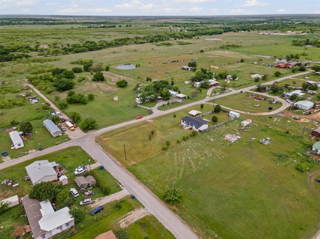 430 Indian Hills Road, Bowie, TX 76230