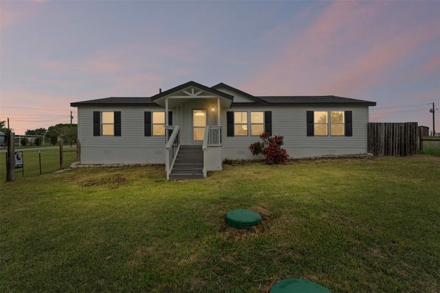 430 Indian Hills Road, Bowie, TX 76230