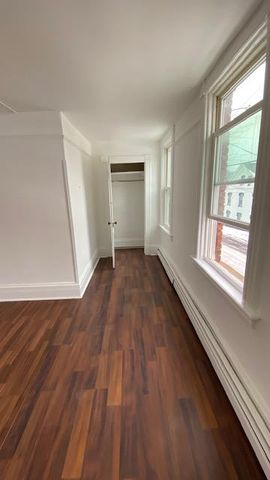 26 Farrington, Newburgh, NY 12550