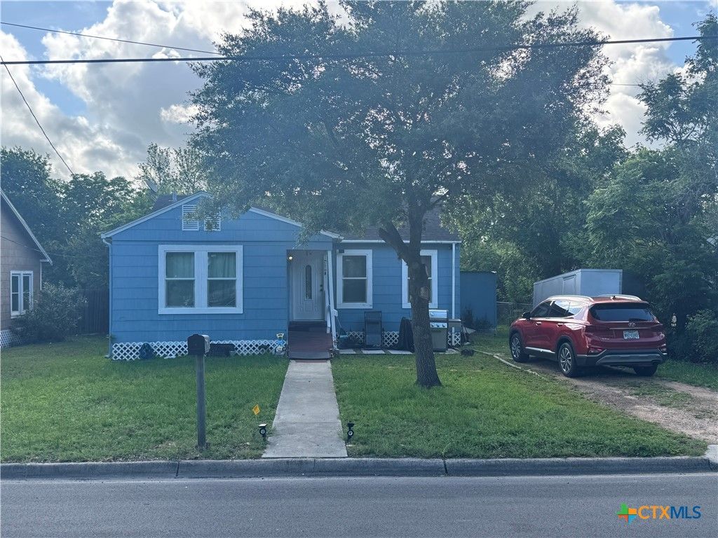 Image 2 of property listing at 1117 Terrell Street, Cuero, TX 77954