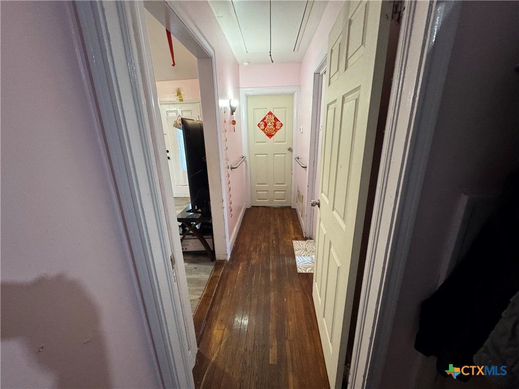 Image 22 of property listing at 1117 Terrell Street, Cuero, TX 77954