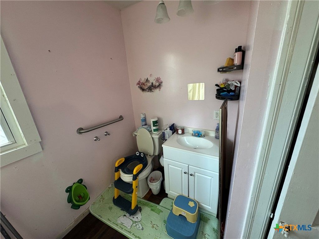 Image 25 of property listing at 1117 Terrell Street, Cuero, TX 77954