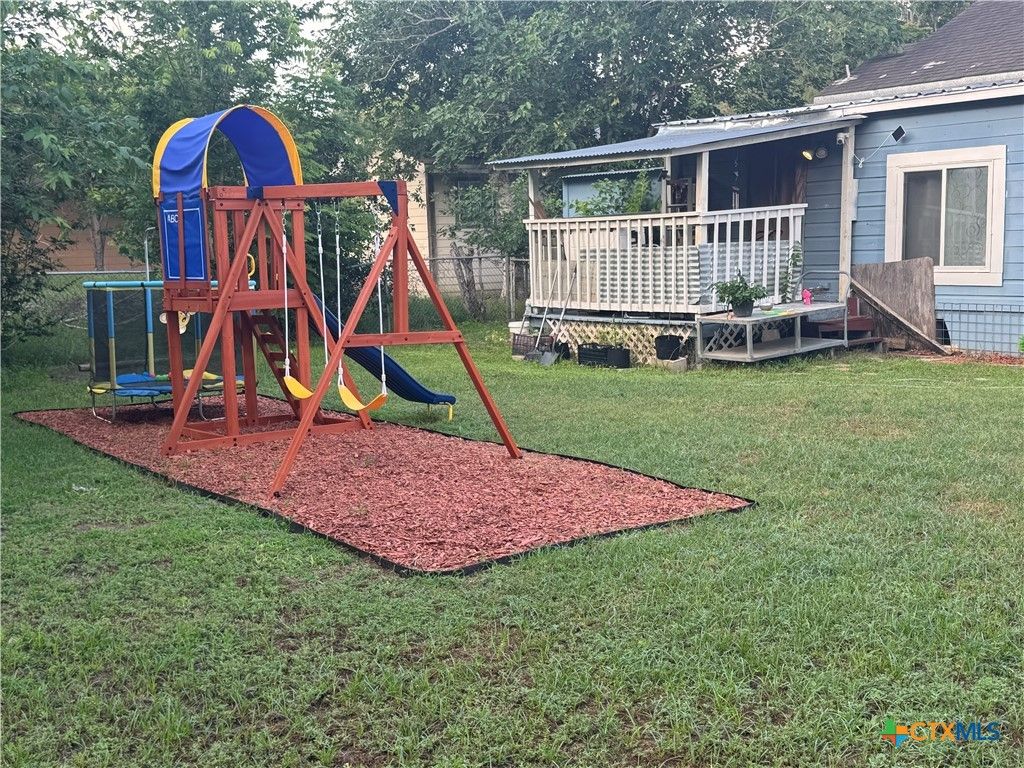 Image 30 of property listing at 1117 Terrell Street, Cuero, TX 77954