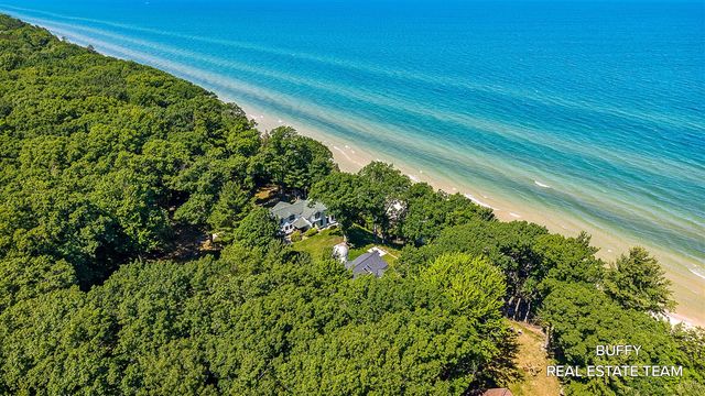 8282 W Harrison Road, Mears, MI 49436