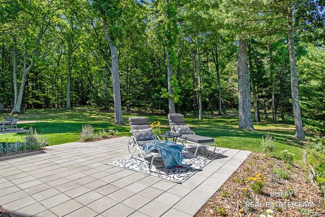 8282 W Harrison Road, Mears, MI 49436