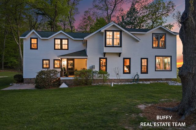 8282 W Harrison Road, Mears, MI 49436