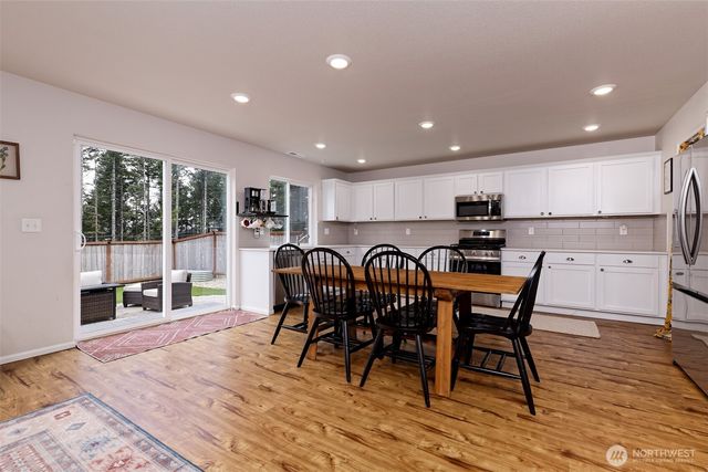 501 NE Ridge Point Boulevard, Belfair, WA 98528