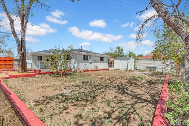 3040 Cimarron Street, Aurora, CO 80011