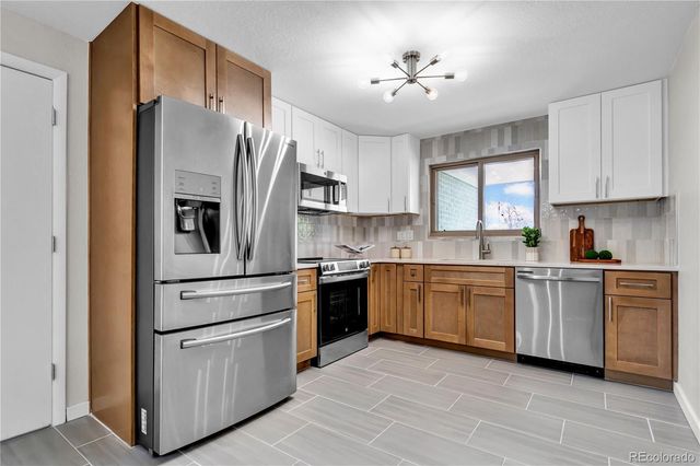 3040 Cimarron Street, Aurora, CO 80011