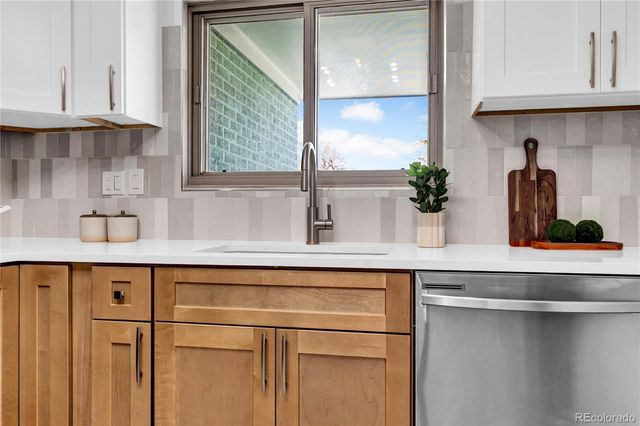 3040 Cimarron Street, Aurora, CO 80011