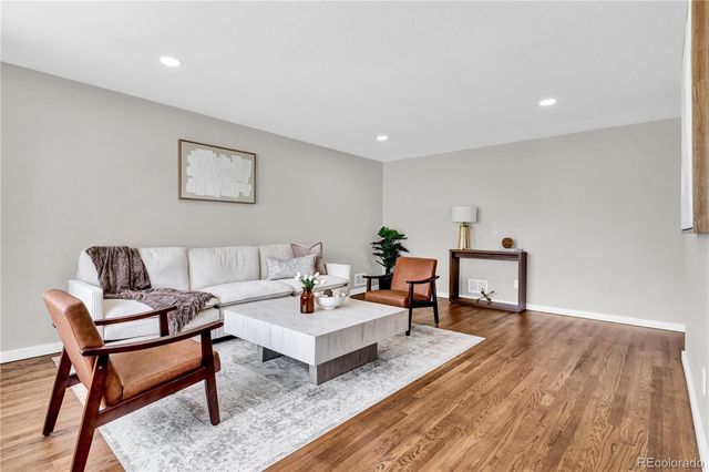 3040 Cimarron Street, Aurora, CO 80011