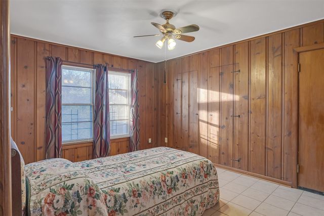 4735 Panola Avenue, Fort Worth, TX 76103