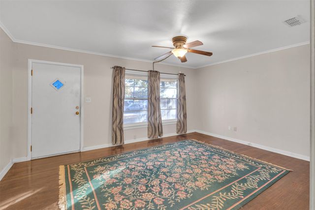 4735 Panola Avenue, Fort Worth, TX 76103