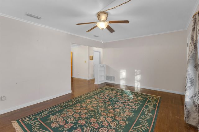 4735 Panola Avenue, Fort Worth, TX 76103