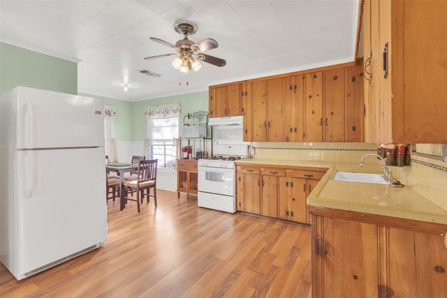 4735 Panola Avenue, Fort Worth, TX 76103