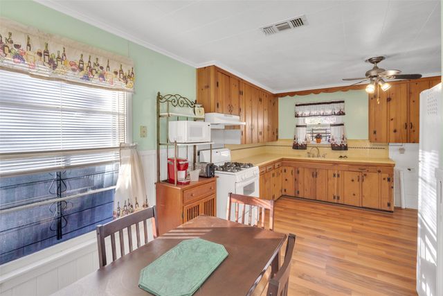 4735 Panola Avenue, Fort Worth, TX 76103