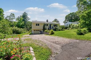 28 Juniper Road, Newtown, CT 06470