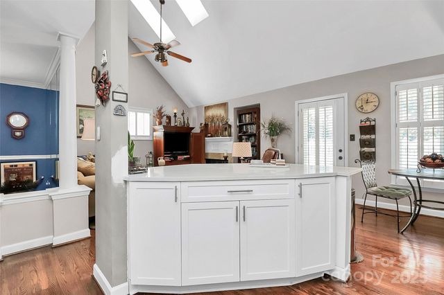 10335 Johns Towne Drive, Charlotte, NC 28210