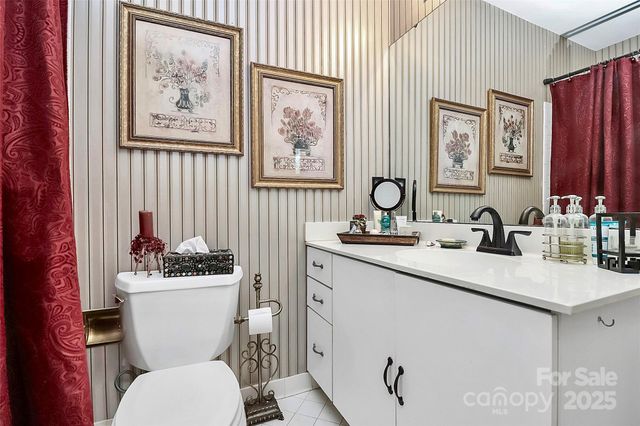 10335 Johns Towne Drive, Charlotte, NC 28210