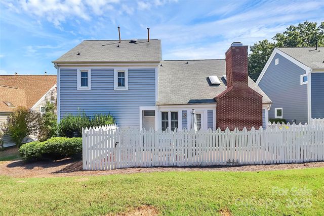 10335 Johns Towne Drive, Charlotte, NC 28210