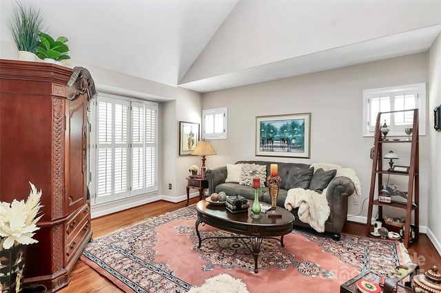 10335 Johns Towne Drive, Charlotte, NC 28210