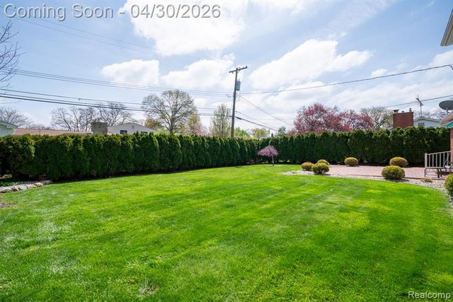 1645 Waverly Street, Trenton, MI 48183