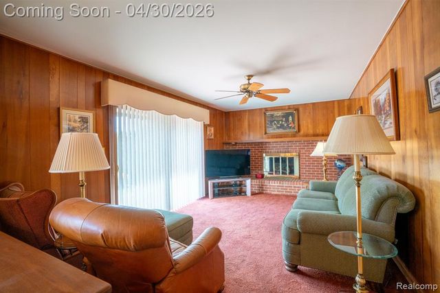 1645 Waverly Street, Trenton, MI 48183