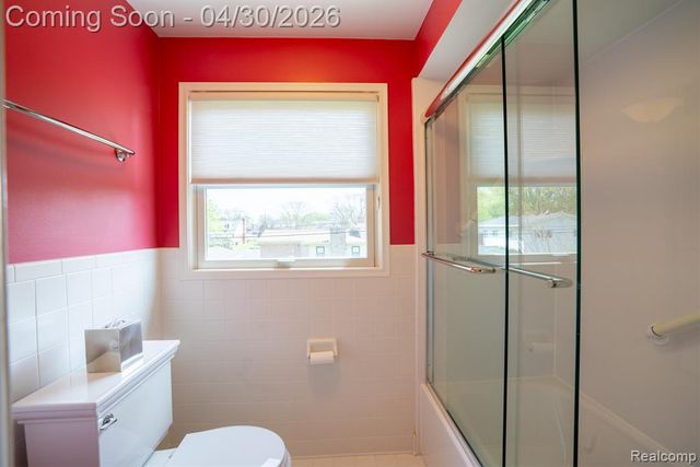 1645 Waverly Street, Trenton, MI 48183