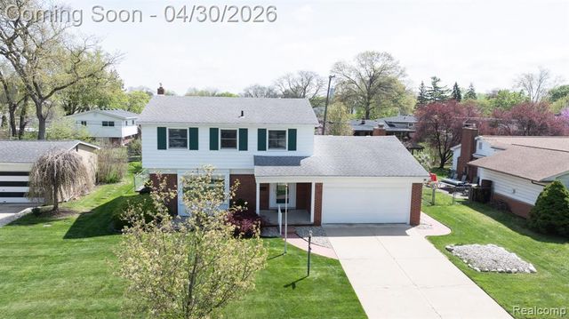 1645 Waverly Street, Trenton, MI 48183