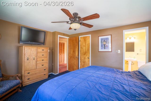 1645 Waverly Street, Trenton, MI 48183