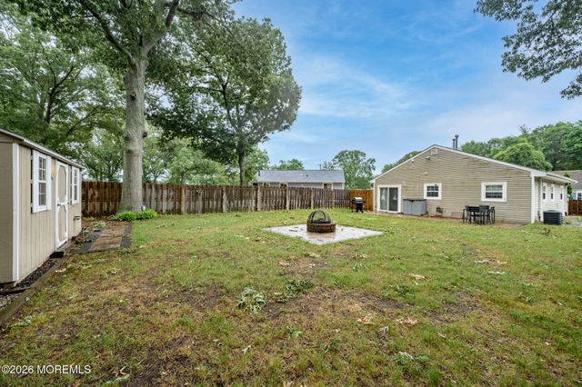 318 Hemlock Drive, Lanoka Harbor, NJ 08734