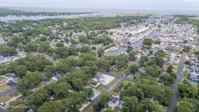 318 Hemlock Drive, Lanoka Harbor, NJ 08734