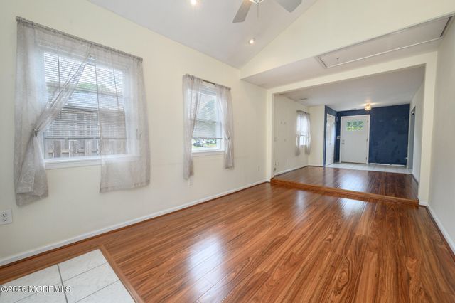 318 Hemlock Drive, Lanoka Harbor, NJ 08734