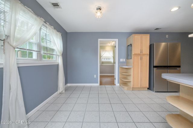318 Hemlock Drive, Lanoka Harbor, NJ 08734