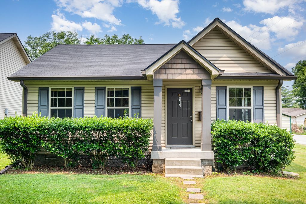 4221 Woods Street, Old Hickory, TN 37138