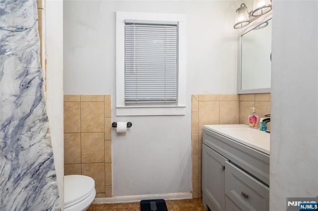 67 Cedar Tree Drive, Vernon, NJ 07422