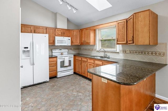 199 Lickskillet Drive, Shepherdsville, KY 40165