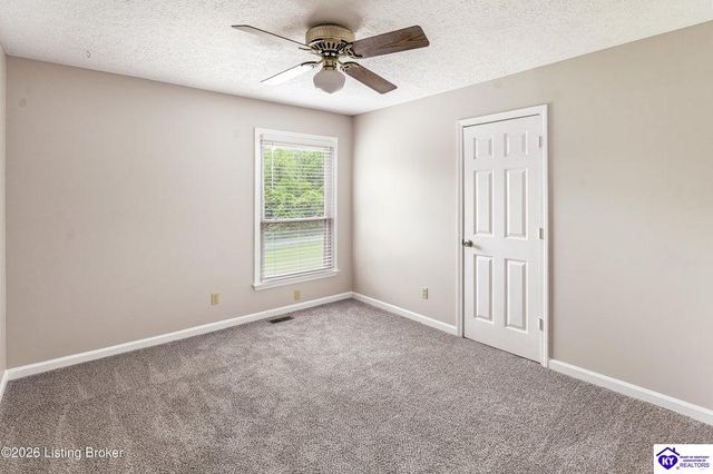 199 Lickskillet Drive, Shepherdsville, KY 40165