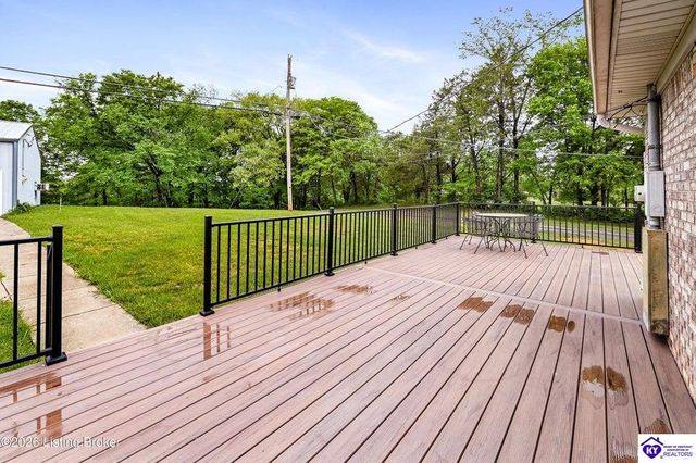 199 Lickskillet Drive, Shepherdsville, KY 40165