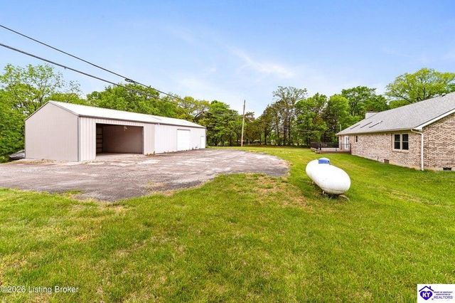 199 Lickskillet Drive, Shepherdsville, KY 40165
