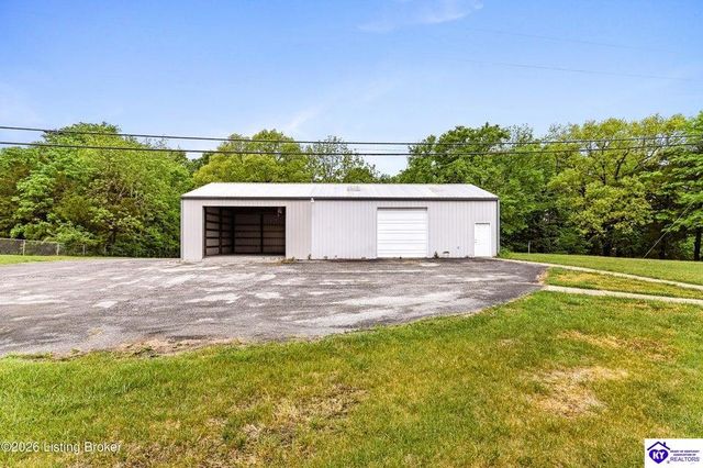 199 Lickskillet Drive, Shepherdsville, KY 40165