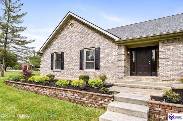 199 Lickskillet Drive, Shepherdsville, KY 40165